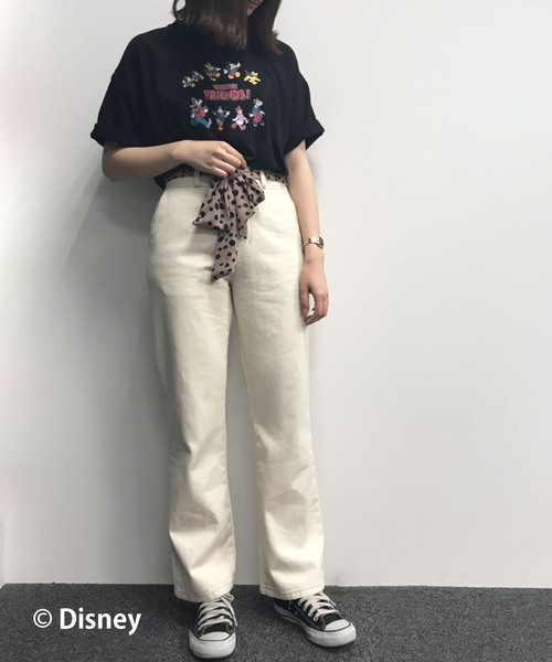 one after another NICE CLAUP（ワンアフターアナザーナイスクラップ）の「ミッキーマウス＆フレンズ/Tシャツ（Tシャツ/カットソー・レディース・オフホワイト/ブラック・FREE）」の4枚目の写真