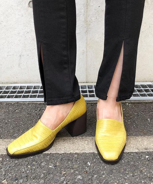 PAGEBOY(ページボーイ)の「クロコスクエアパンプス(パンプス・レディース・ブラック/ダークブラウン/マスタード・MEDIUM/LARGE)」の1枚目の写真