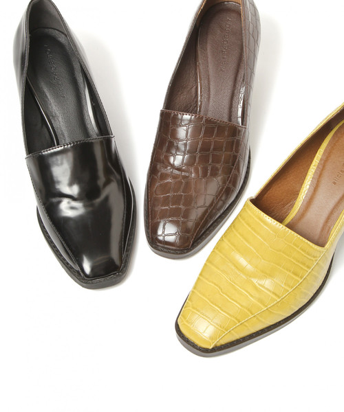 PAGEBOY(ページボーイ)の「クロコスクエアパンプス(パンプス・レディース・ブラック/ダークブラウン/マスタード・MEDIUM/LARGE)」の19枚目の写真