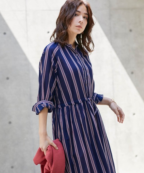 Chaco closet(チャコ クローゼット)の「インド綿キャンブリック バックプリーツ フレア シャツワンピース(ワンピース・レディース・ダークグリーン/パープル/レッド系その他/ストライプ/チャコール・M)」の17枚目の写真