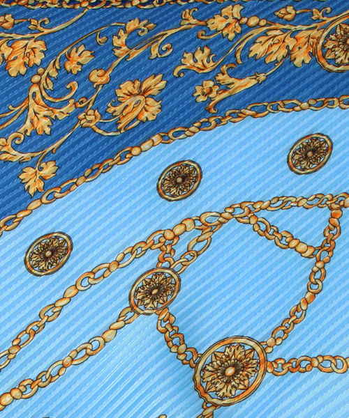 NARACAMICIE(ナラカミーチェ)の「プリーツスカーフ(ストール/ショール・レディース・グレー/レッド/ブルー・FREE)」の5枚目の写真