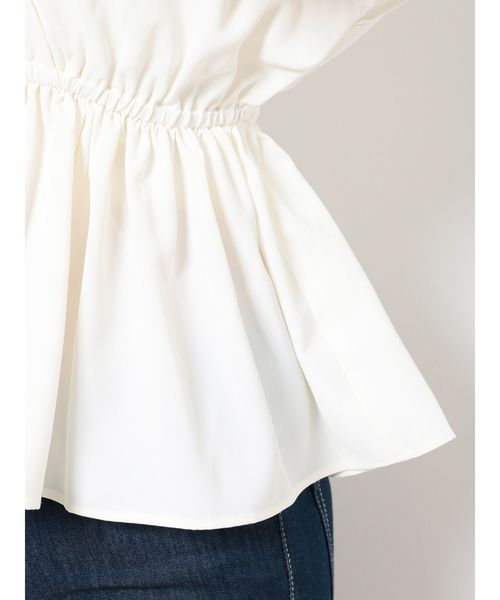 GYDA(ジェイダ)の「カシュクールペプラムトップス(シャツ/ブラウス・レディース・オフホワイト/ブラック/ベージュ・FREE)」の7枚目の写真