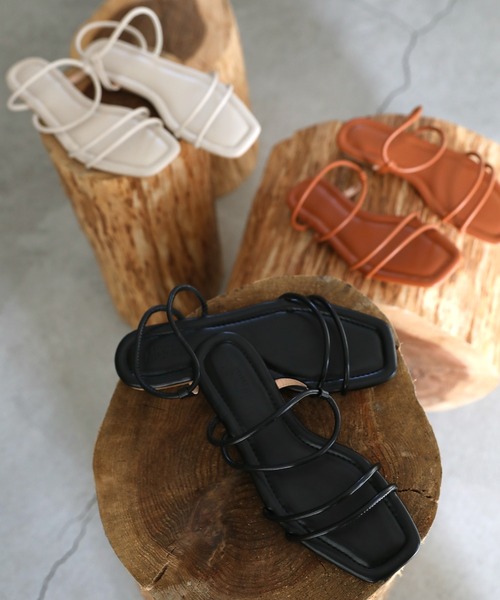 select MOCA（セレクトモカ）の「ループスフラットサンダル（サンダル・レディース・ブラック/アイボリー/キャメル・SMALL/MEDIUM/LARGE）」の16枚目の写真