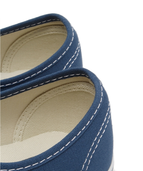 CIAOPANIC TYPY（チャオパニックティピー）の「ヴァンズオーセンティックネイビー（スニーカー・レディース・ネイビー・6/5）」の2枚目の写真