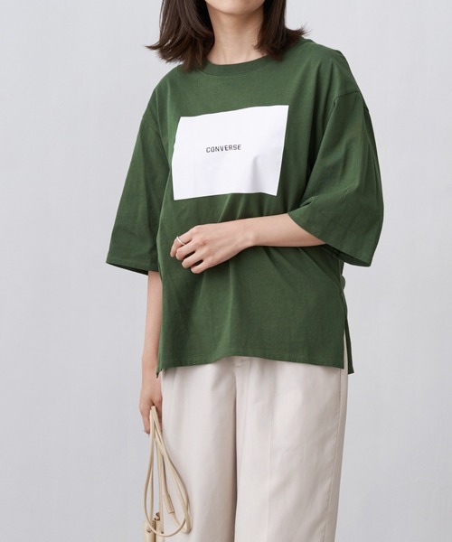 CONVERSE(コンバース)の「CONVERSE コンバース Chaco closet別注 センターボックス スクエアプリントロゴ オーバーサイズカットソー(Tシャツ/カットソー・レディース・ホワイト/ダークグリーン/パープル系その他/サンドベージュ/ネイビー/ブラック・FREE)」の17枚目の写真