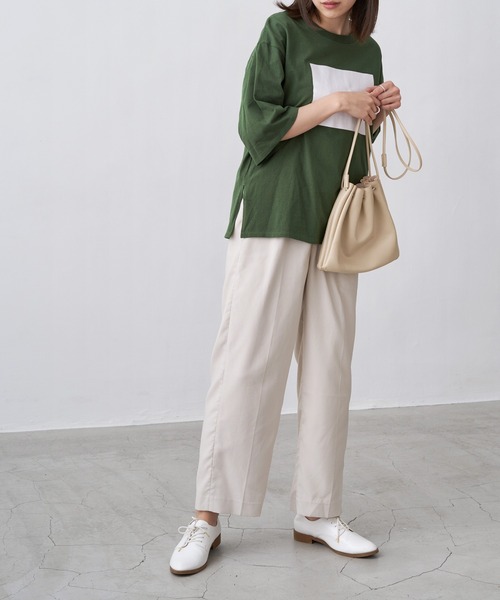 CONVERSE(コンバース)の「CONVERSE コンバース Chaco closet別注 センターボックス スクエアプリントロゴ オーバーサイズカットソー(Tシャツ/カットソー・レディース・ホワイト/ダークグリーン/パープル系その他/サンドベージュ/ネイビー/ブラック・FREE)」の18枚目の写真