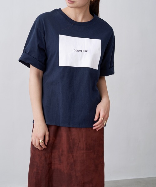 CONVERSE(コンバース)の「CONVERSE コンバース Chaco closet別注 センターボックス スクエアプリントロゴ オーバーサイズカットソー(Tシャツ/カットソー・レディース・ホワイト/ダークグリーン/パープル系その他/サンドベージュ/ネイビー/ブラック・FREE)」の19枚目の写真