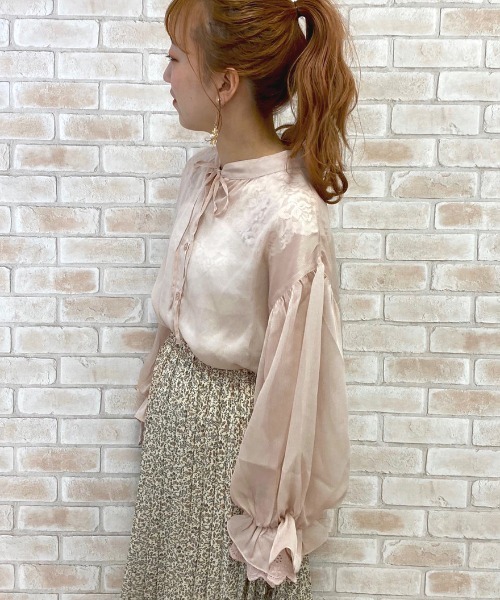 apres jour(アプレジュール)の「シースルー袖ボリュームブラウス【ZOZOTOWN限定アイテム】(シャツ/ブラウス・レディース・ライトブルー/オフホワイト/モカ/ピンクベージュ/ライトベージュ・フリー)」の18枚目の写真