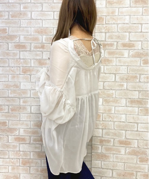 apres jour(アプレジュール)の「シースルー袖ボリュームブラウス【ZOZOTOWN限定アイテム】(シャツ/ブラウス・レディース・ライトブルー/オフホワイト/モカ/ピンクベージュ/ライトベージュ・フリー)」の14枚目の写真