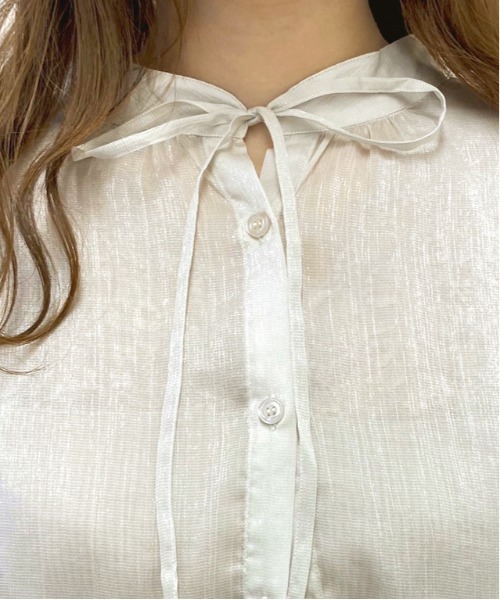 apres jour(アプレジュール)の「シースルー袖ボリュームブラウス【ZOZOTOWN限定アイテム】(シャツ/ブラウス・レディース・ライトブルー/オフホワイト/モカ/ピンクベージュ/ライトベージュ・フリー)」の20枚目の写真