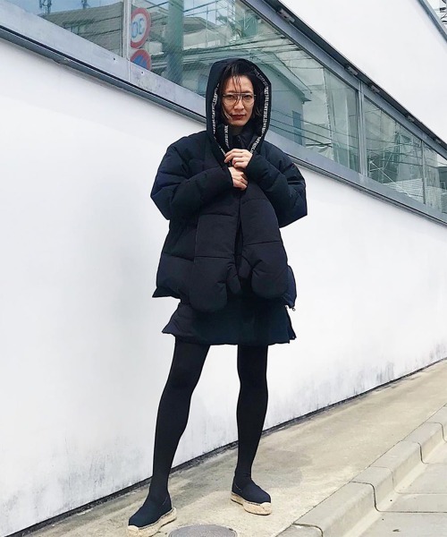 HOLIDAY（ホリデイ）の「PRIMALOFT TAPE HOODED MUFFLER プリマロフト