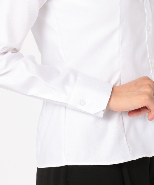 NARACAMICIE(ナラカミーチェ)の「先染めへリーンボーン胸元レース使い長袖ブラウス(シャツ/ブラウス・レディース・ホワイト/ライトグレー・SMALL/MEDIUM/LARGE)」の13枚目の写真