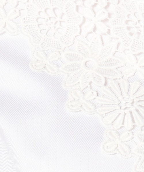 NARACAMICIE(ナラカミーチェ)の「先染めへリーンボーン胸元レース使い長袖ブラウス(シャツ/ブラウス・レディース・ホワイト/ライトグレー・SMALL/MEDIUM/LARGE)」の15枚目の写真