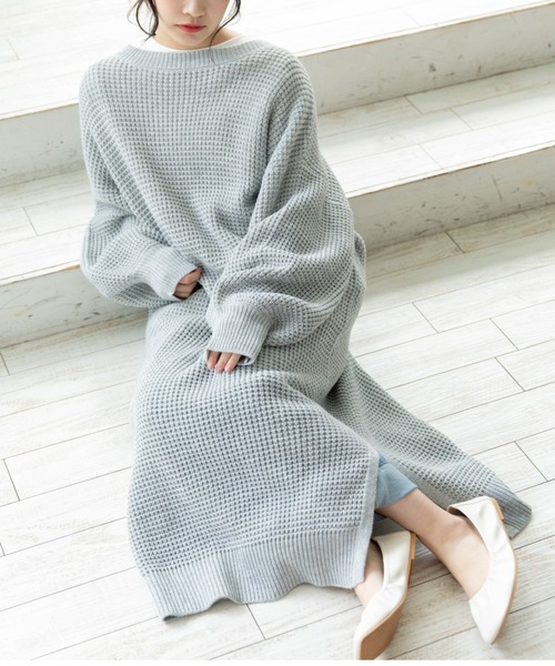 Mysa&Liina(ミーサリーナ)の「バックリボンワッフルニットワンピース(ワンピース・レディース・ブラック/オフホワイト/杢グレー・M)」の2枚目の写真