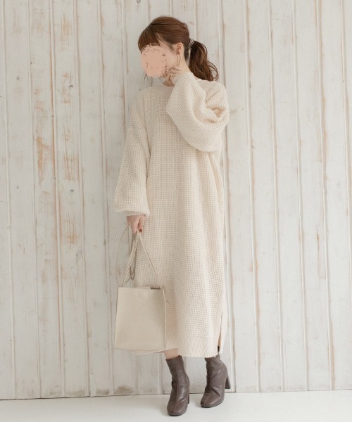 Mysa&Liina(ミーサリーナ)の「バックリボンワッフルニットワンピース(ワンピース・レディース・ブラック/オフホワイト/杢グレー・M)」の15枚目の写真