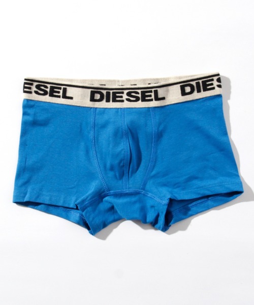 DIESEL KIDS（ディーゼルキッズ）の「DIESEL（ディーゼル）Kids & Junior 下着ボクサーパンツ3点セットアンダーウェア（ボクサーパンツ・キッズ・ブラック/レッド/ブルー・4Y/6Y/8Y/10Y/12Y/14Y/16Y）」の7枚目の写真