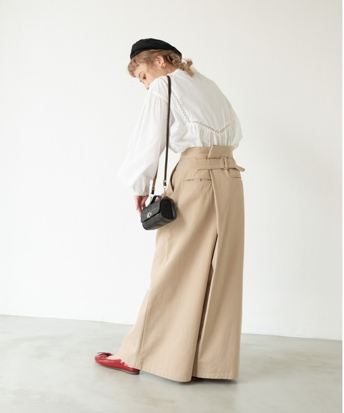 MERLOT（メルロー）の「ツイルバックタックワイドパンツ（チノパンツ・レディース・アイボリー/ベージュ・FREE）」の22枚目の写真