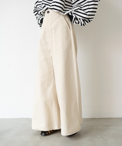 MERLOT（メルロー）の「ツイルバックタックワイドパンツ（チノパンツ・レディース・アイボリー/ベージュ・FREE）」の20枚目の写真