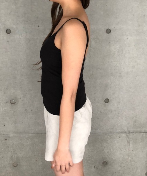 ENVYM（アンビー）の「バックオープンキャミ（キャミソール・レディース・ホワイト/ブラック・FREE）」の7枚目の写真