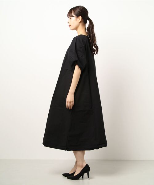 a lot of love（ア ロット オブ ラブ）の「ビッグランタンスリーブ　フレアワンピース（ワンピース・レディース・ホワイト/ブラック/グリーン・L/S/M/XL）」の5枚目の写真