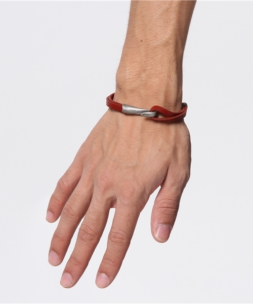 チャイハネ(チャイハネ)の「【チャイハネ】レザーラインブレスレット(ブレスレット・メンズ・ブラック×ブラック/ブラウン/エンジ/キャメル・FREE)」の7枚目の写真