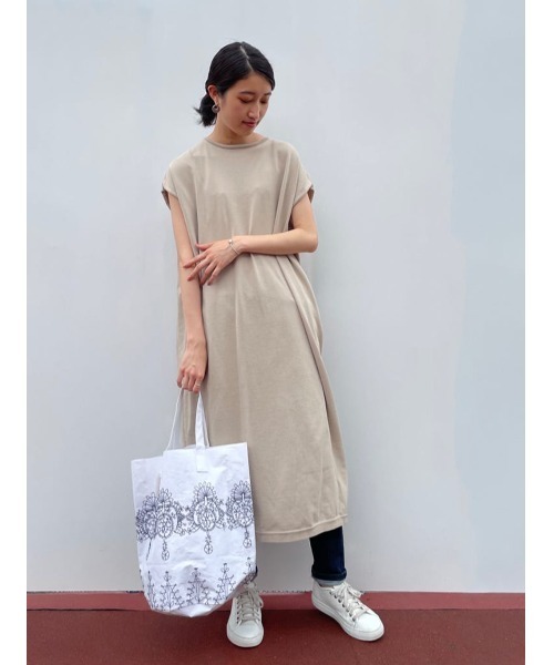 BEARDSLEY(ビアズリー)の「ゆったりニットワンピース(ワンピース・レディース・ブラック/ベージュ・FREE)」の18枚目の写真