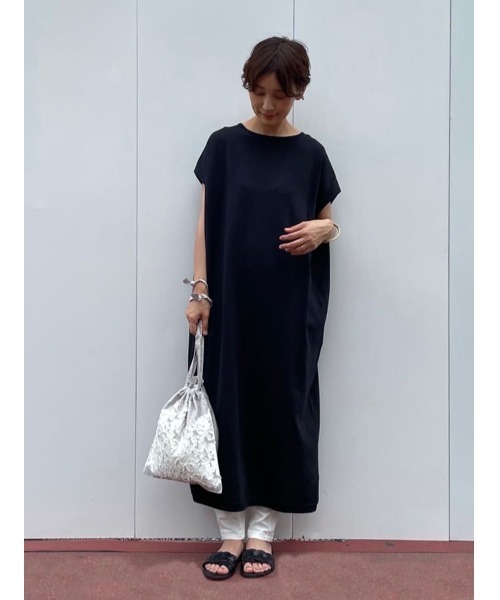 BEARDSLEY(ビアズリー)の「ゆったりニットワンピース(ワンピース・レディース・ブラック/ベージュ・FREE)」の19枚目の写真