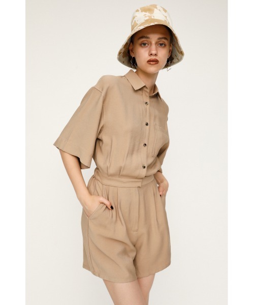 SLY(スライ)の「FLARE SLEEVE ROMPERS フレアスリーブ ロンパース(つなぎ/オールインワン・レディース・ブラック/ターコイズブルー/ベージュ・2/1)」の1枚目の写真