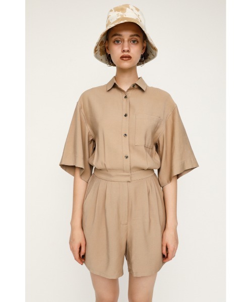 SLY(スライ)の「FLARE SLEEVE ROMPERS フレアスリーブ ロンパース(つなぎ/オールインワン・レディース・ブラック/ターコイズブルー/ベージュ・2/1)」の9枚目の写真