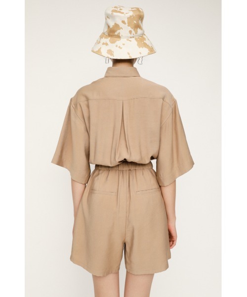 SLY(スライ)の「FLARE SLEEVE ROMPERS フレアスリーブ ロンパース(つなぎ/オールインワン・レディース・ブラック/ターコイズブルー/ベージュ・2/1)」の13枚目の写真