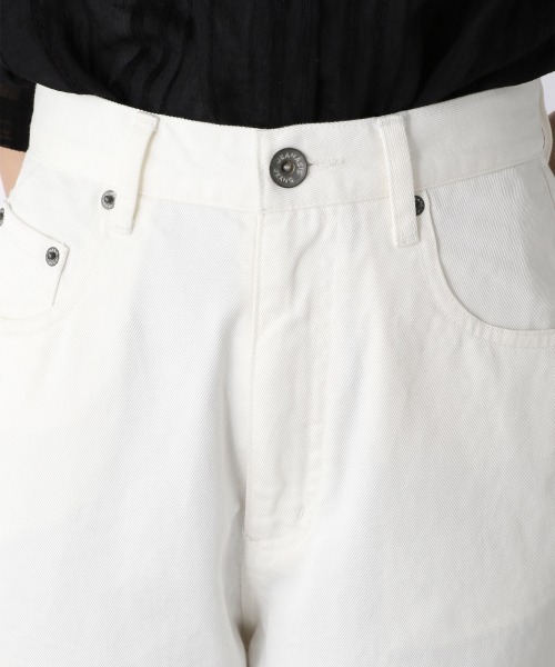 JEANASIS（ジーナシス）の「スリットクラッシュテーパードデニムパンツ/952232（デニムパンツ・レディース・ホワイト/ブラック・SMALL/MEDIUM）」の13枚目の写真