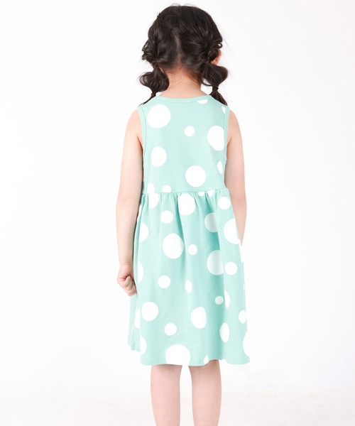 DILASH（ディラッシュ）の「ランダムドット柄ワンピース（ワンピース・キッズ・ブラック/ミント・130/140/100/110/120/90/80）」の6枚目の写真