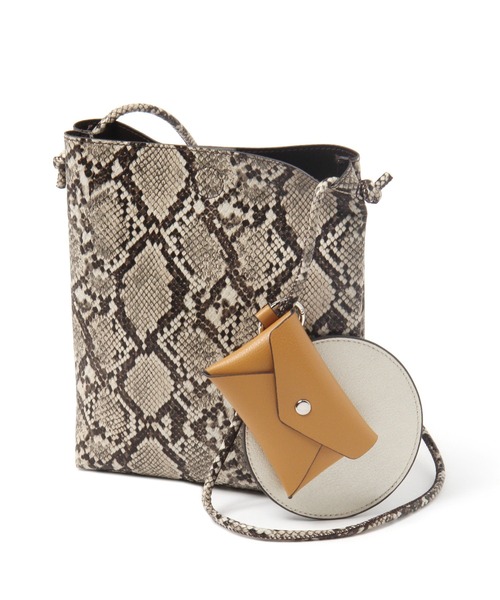 LEPSIM（レプシィム）の「【驚くほど、かるーーーい】２Ｐポーチミニショルダー　956458（ショルダーバッグ・レディース・ブラック/アイボリー/モカ/パイソン/ブラウン・ONE SIZE）」の10枚目の写真