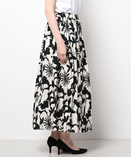 BEARDSLEY（ビアズリー）の「プリントギャザースカート（スカート・レディース・ベージュ・FREE）」の3枚目の写真