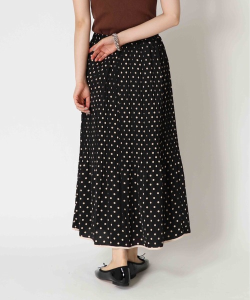 Jines（ジネス）の「ドットプリントプリーツスカート（スカート・レディース・ブラック/ベージュ・38）」の15枚目の写真