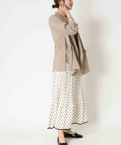 Jines（ジネス）の「ドットプリントプリーツスカート（スカート・レディース・ブラック/ベージュ・38）」の11枚目の写真