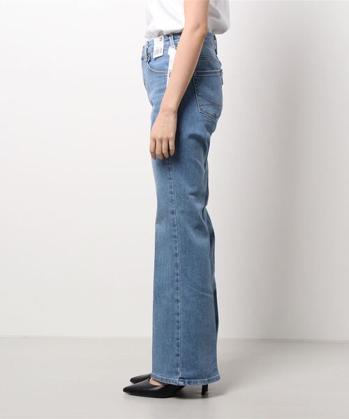 mystic（ミスティック）の「SOMETHING LISA FLARE PANTS（デニムパンツ・レディース・ブルー/ブラック・29/28）」の3枚目の写真