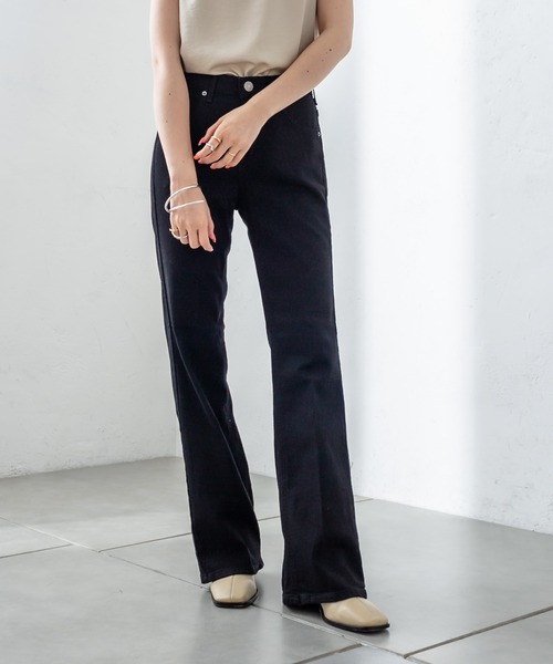 mystic（ミスティック）の「SOMETHING LISA FLARE PANTS（デニムパンツ・レディース・ブルー/ブラック・29/28）」の11枚目の写真