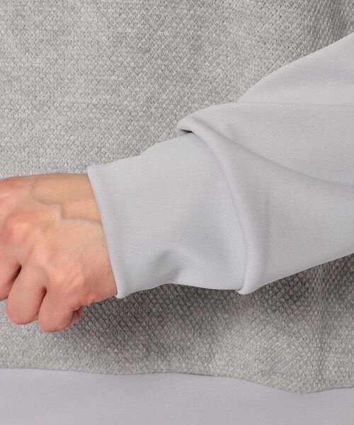 OURET（オーレット）の「OURET (オーレット)ストレッチカノコクルードルマンプルオーバーカットソー（スウェット・メンズ・ブラック/グレー・2/3/1）」の6枚目の写真