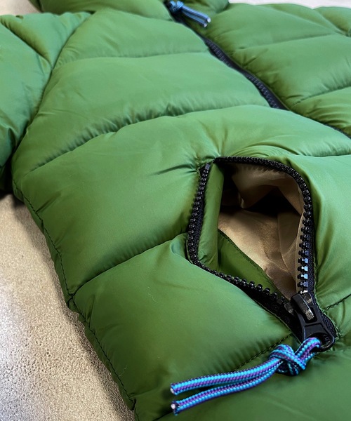 BIG FIELD（ビッグフィールド）の「アトラスマウンテンジャケット（80～150cm）（ダウンジャケット/コート・キッズ・ブラック/ベージュ/ブラウン/レッド/グリーン・90/100/110/120/80/130/95/140/150）」の14枚目の写真