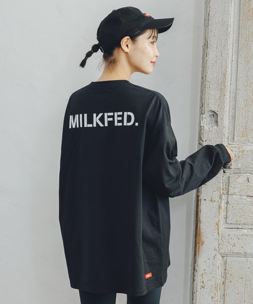 MILKFED.（ミルクフェド）の「BASIC STENCIL L/S TEE（Tシャツ/カットソー・レディース・ホワイト/チャコールグレー/ブラック/ベージュ/ライトパープル/ネイビー/ライトグリーン/オフホワイト・SMALL/MEDIUM/LARGE/X-LARGE）」の15枚目の写真