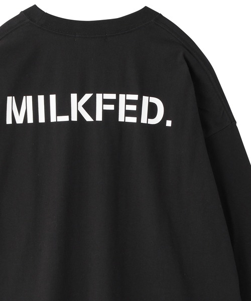 MILKFED.（ミルクフェド）の「BASIC STENCIL L/S TEE（Tシャツ/カットソー・レディース・ホワイト/チャコールグレー/ブラック/ベージュ/ライトパープル/ネイビー/ライトグリーン/オフホワイト・SMALL/MEDIUM/LARGE/X-LARGE）」の21枚目の写真