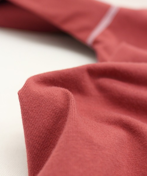 RNA(アールエヌエー)の「M1737 スラッシュガレージロゴTEE(Tシャツ/カットソー・レディース・ブラック/エンジ/ブルー・MEDIUM)」の5枚目の写真
