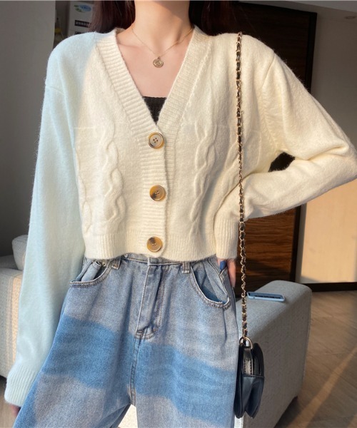 yuue' ( wear )(ユーイ)の「ショート丈 ボタンニットカーディガン(ニット/セーター・レディース・オフホワイト/オレンジ/パープル・FREE)」の12枚目の写真