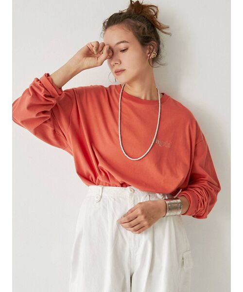 Ungrid（アングリッド）の「UngridロゴエンブロイダリーロングスリーブTee（Tシャツ/カットソー・レディース・オフホワイト/チャコールグレー/オレンジ/ミント・FREE）」の5枚目の写真