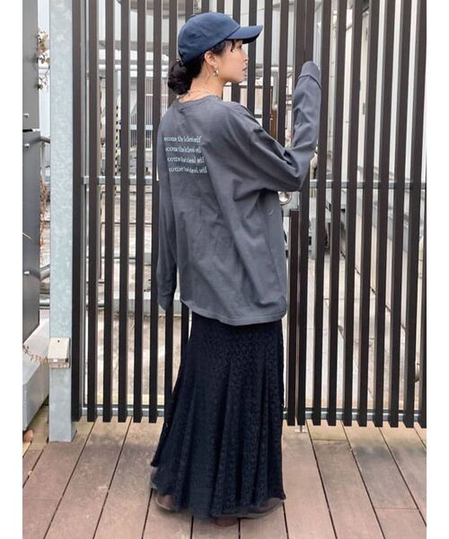 Ungrid（アングリッド）の「UngridロゴエンブロイダリーロングスリーブTee（Tシャツ/カットソー・レディース・オフホワイト/チャコールグレー/オレンジ/ミント・FREE）」の21枚目の写真