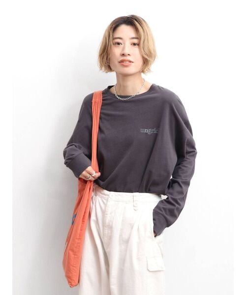 Ungrid（アングリッド）の「UngridロゴエンブロイダリーロングスリーブTee（Tシャツ/カットソー・レディース・オフホワイト/チャコールグレー/オレンジ/ミント・FREE）」の15枚目の写真