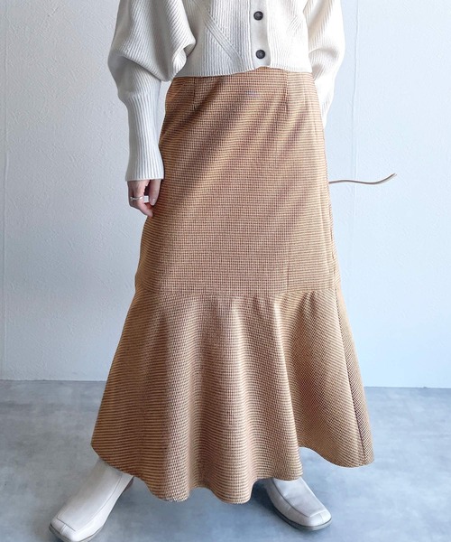 w closet（ダブルクローゼット）の「ツイードチェックマーメイドスカート（スカート・レディース・グリーン/ボルドー・FREE）」の14枚目の写真