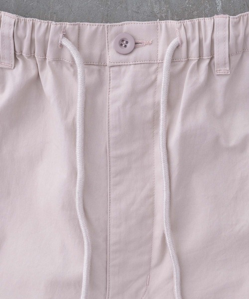 Alpinus（アルピナス）の「Alpinus - side buckle balloon cargo pants / サイドバックルバルーンカーゴパンツ（カーゴパンツ・メンズ・ブラック/グレイッシュベージュ/カーキ・SMALL/MEDIUM）」の10枚目の写真