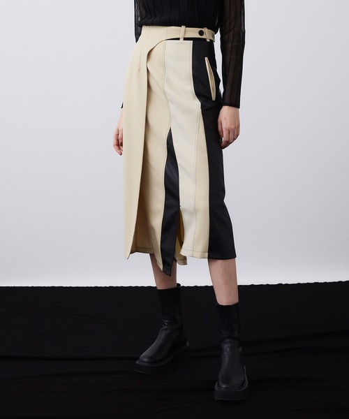 UNITED TOKYO（ユナイテッドトウキョウ）の「レンクスウェイズスイッチングスカート（スカート・レディース・ベージュ/ブラック・1/2）」の13枚目の写真